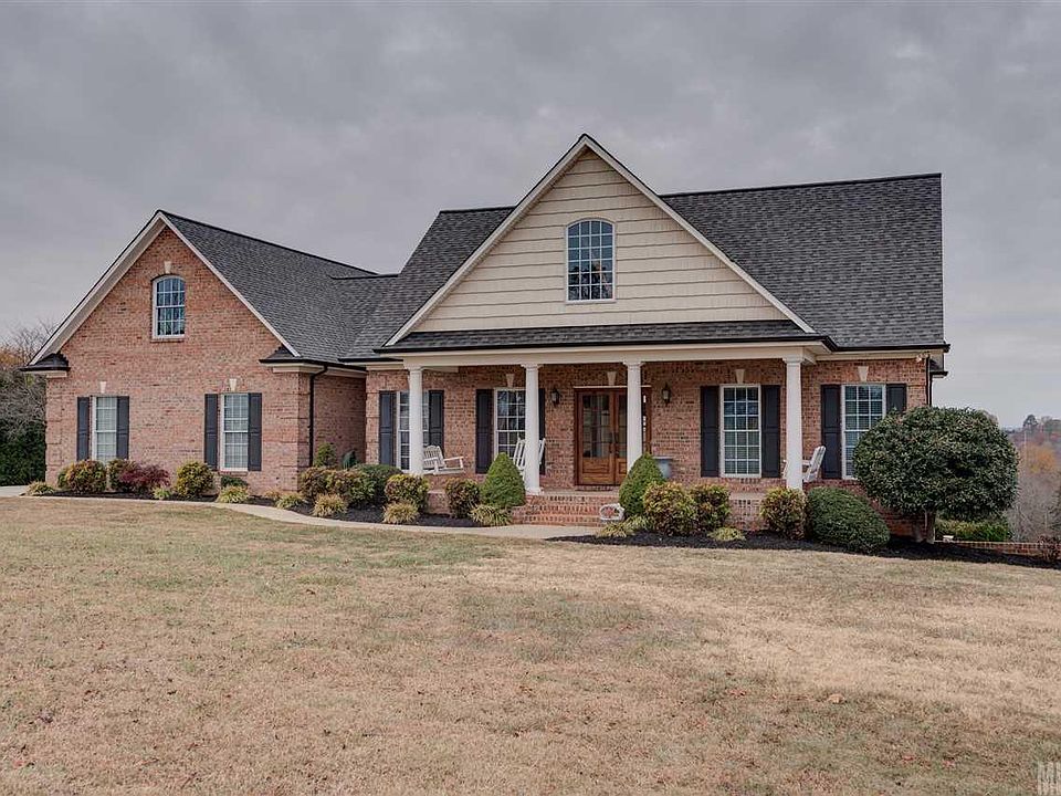 1st image of 2759 Carriage Ln