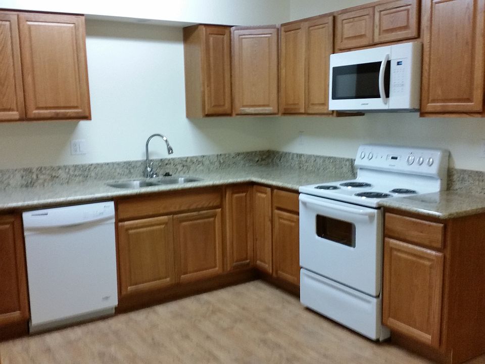 1st image of 800 Mesa Ct Unit C