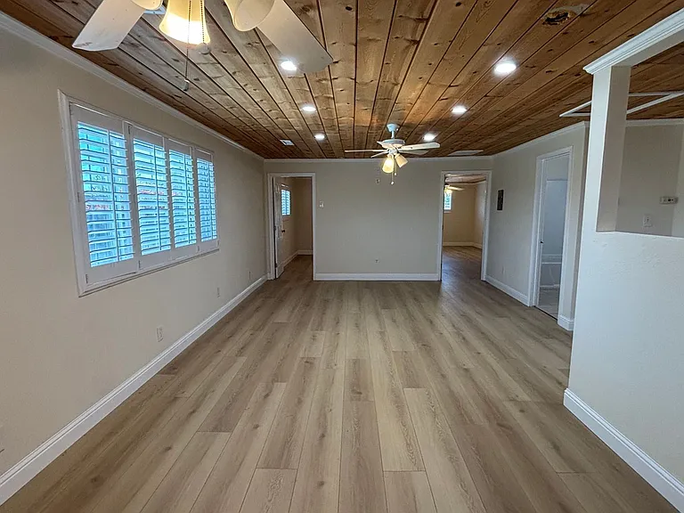 8096 Juniper Ave — Photo 22