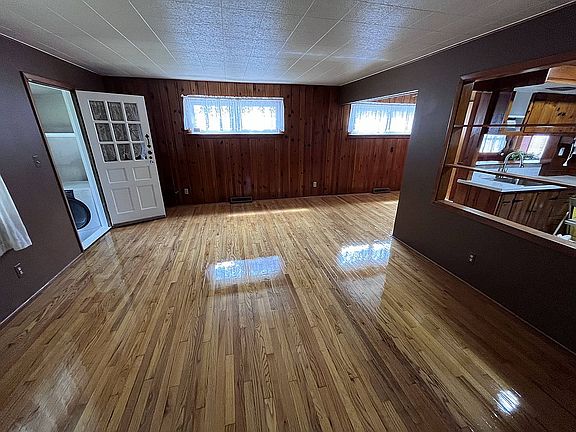 5th image of 4729 Farley Dr