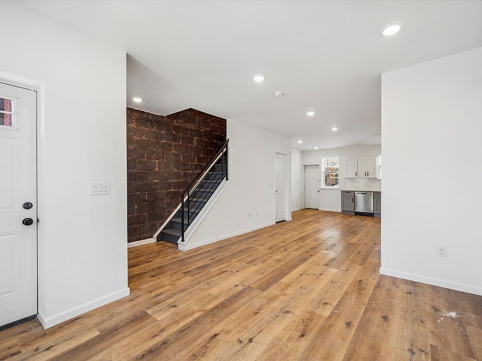 Expanded living room