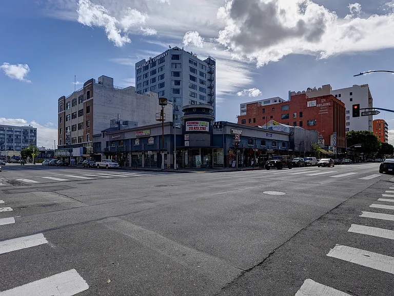 746 S Los Angeles St #703 — Photo 34
