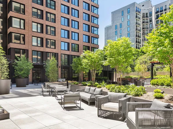 54 Crown Street image 23 of 35