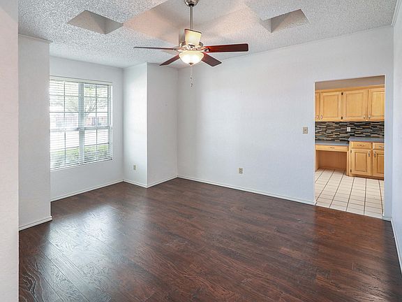 2nd image of 1203 S Nelson Ave