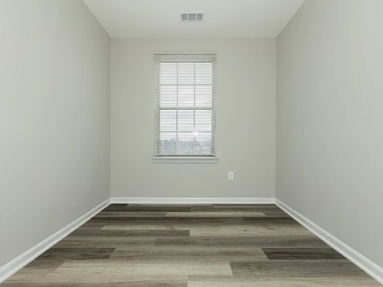 1403 Key Pkwy — Photo 14