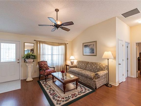 5th image of 3072 Maywood Ct