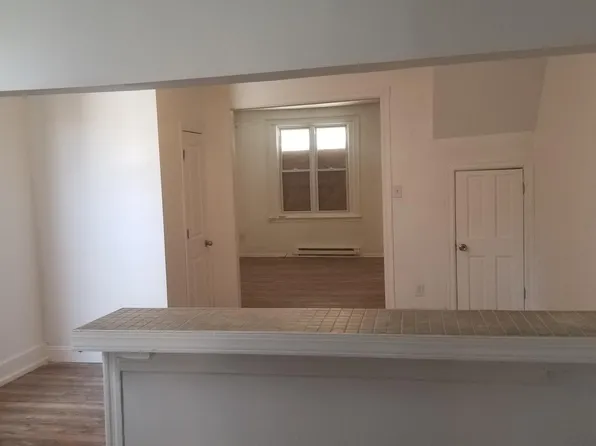 2033 S 57th St, Philadelphia, PA 19143