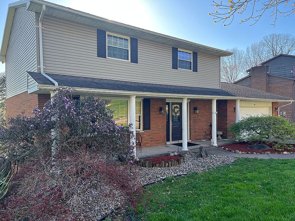 1st image of 3 S Lake Dr