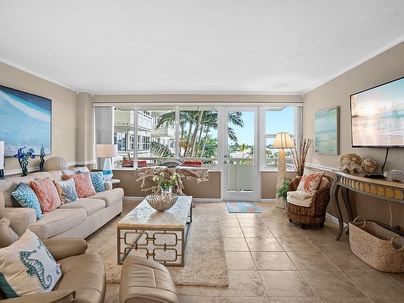 5th image of 3200 NE 36th Street #412A