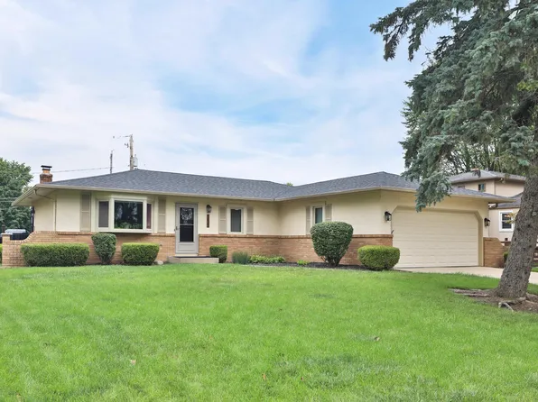 1631 Valley Crest Dr, Columbus, OH 43228