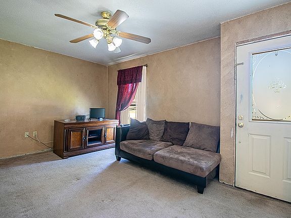 4th image of 2722 E Angela Cir
