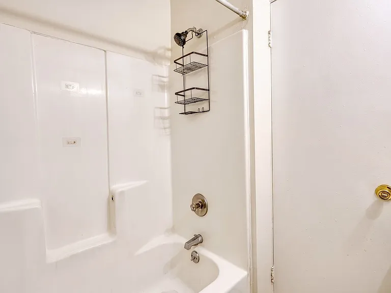 7 Adams St — Photo 8