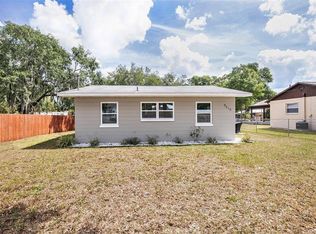 5418 4th St, Zephyrhills, FL 33542