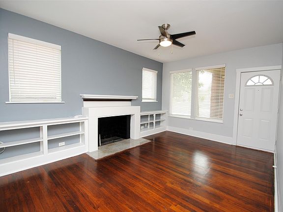 3rd image of 1207 W Gray St APT 1