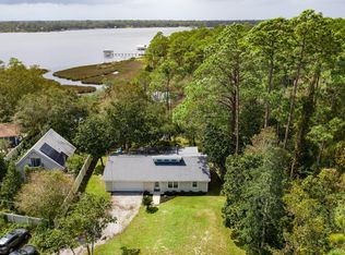 7400 Bernadette Dr, Navarre, FL 32566
