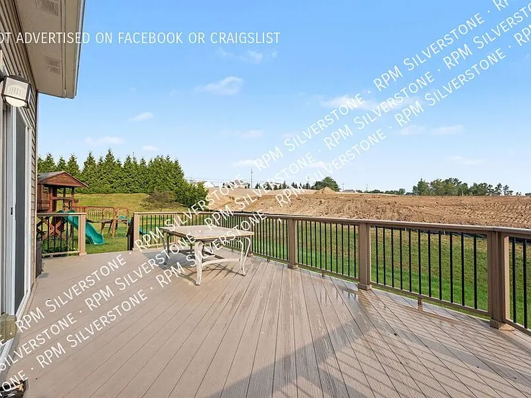 1235 Ardmore Ct — Photo 25