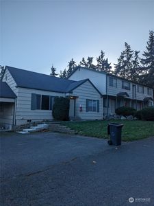 865 N Oak Harbor Street, Oak Harbor, WA, 98277