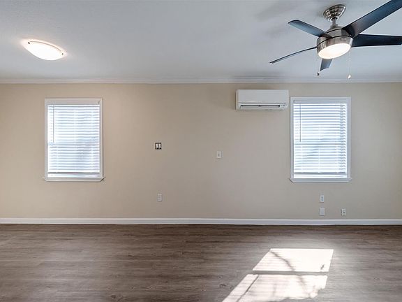 5th image of 506 W Grady Dr APT A