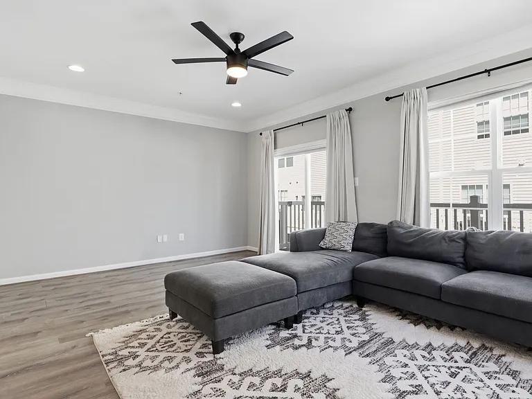7224 Barrberry Ln — Photo 16