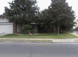 1564 University Ave, Madera, CA 93637