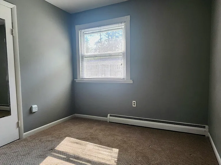 13821 Gilbert Rd #UPPER LEVEL — Photo 7