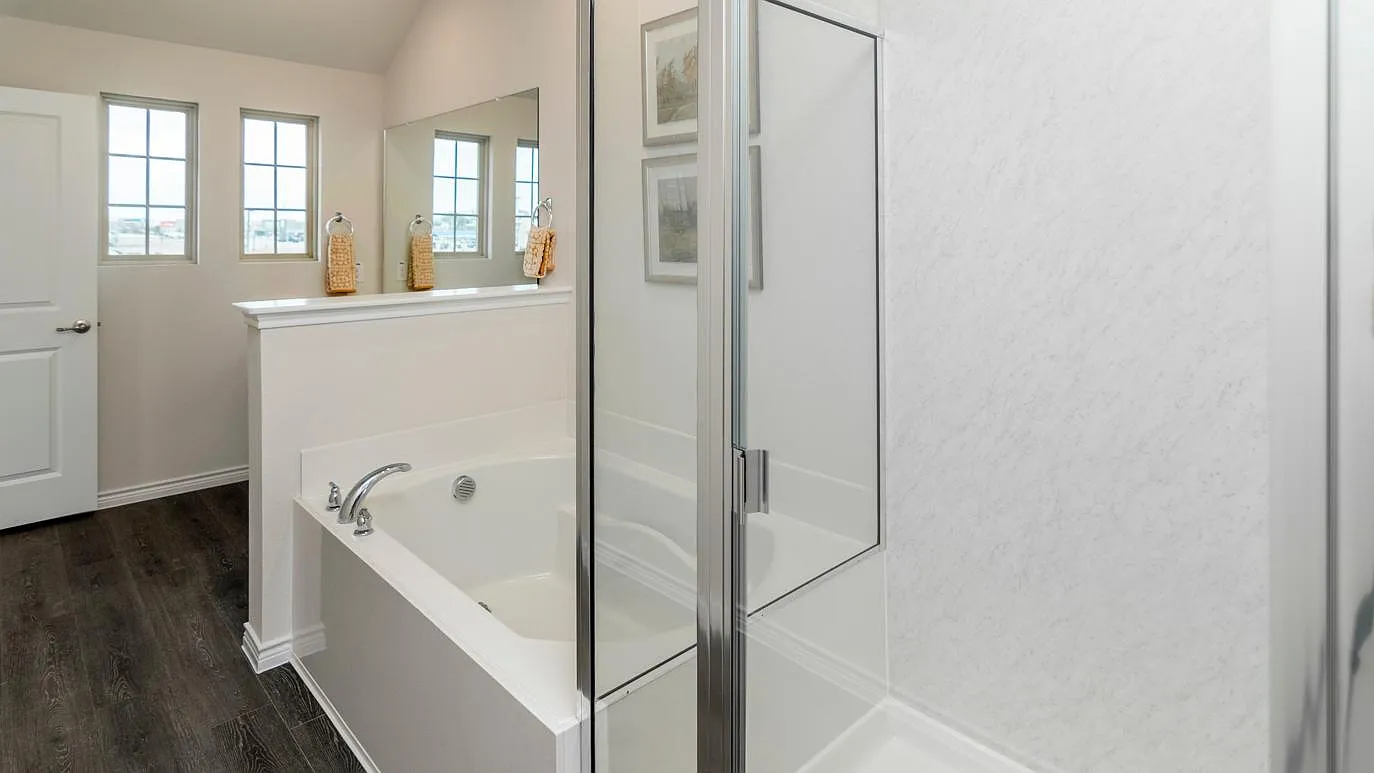 3 bed, 2.5 bath, 1854 sqft, $2,500 — Photo 3