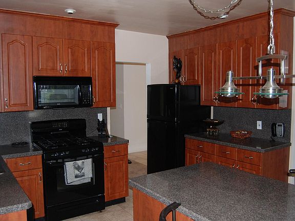 Gourmet Kitchen