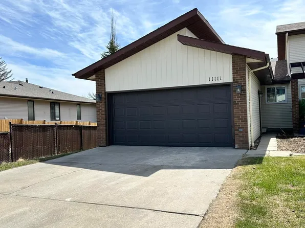 11111 157th Ave NW, Edmonton, AB T5X 4V1