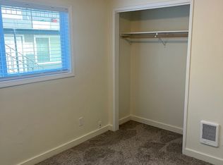 1046 8th Ave APT 2, Longview, WA 98632