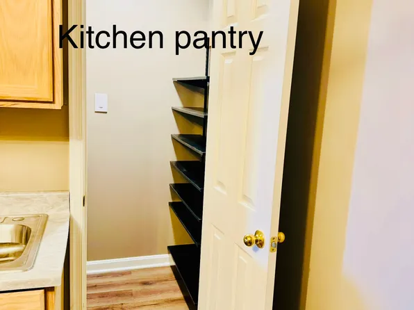 15719 London Pl, Dumfries, VA 22025