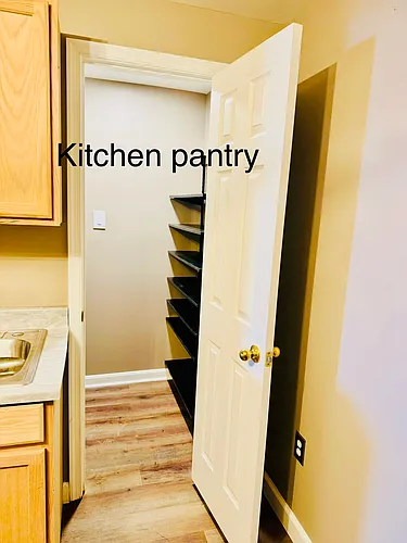 15719 London Pl Photo 1