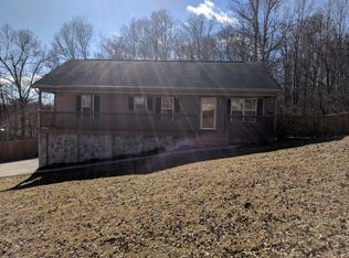 112 Phillips Ln, Clinton, TN 37716