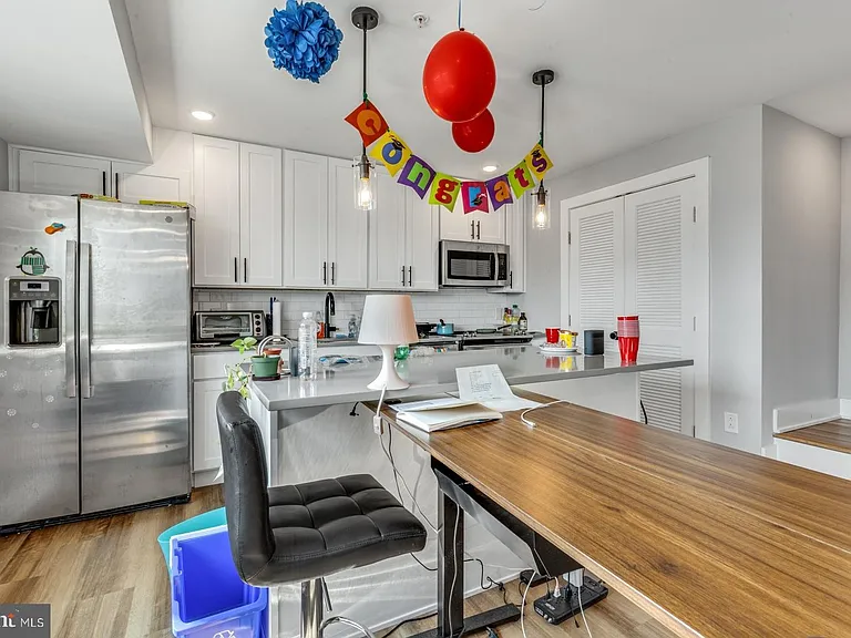 3965 Lancaster Ave #304 — Photo 5