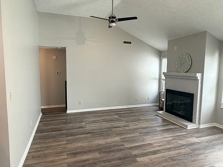 6641 Sunloch Ct #6641 — Photo 17