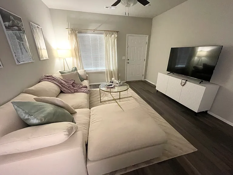 2825 W Obsidian St — Photo 4