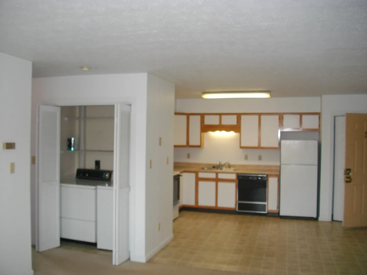 2 bed, 500 sqft, $725 — Photo 3