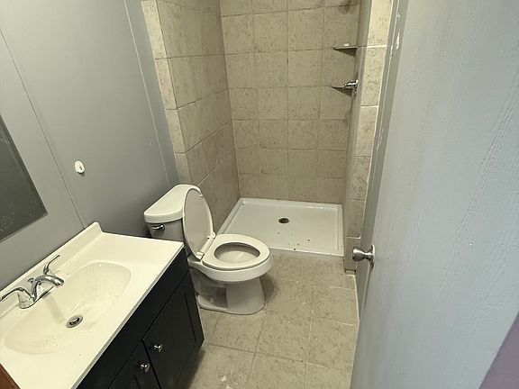 2nd image of 118 Timberline Dr