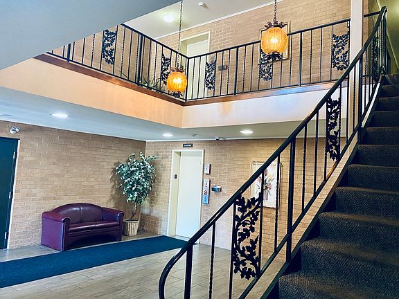 5th image of 931 Arquilla Dr #116