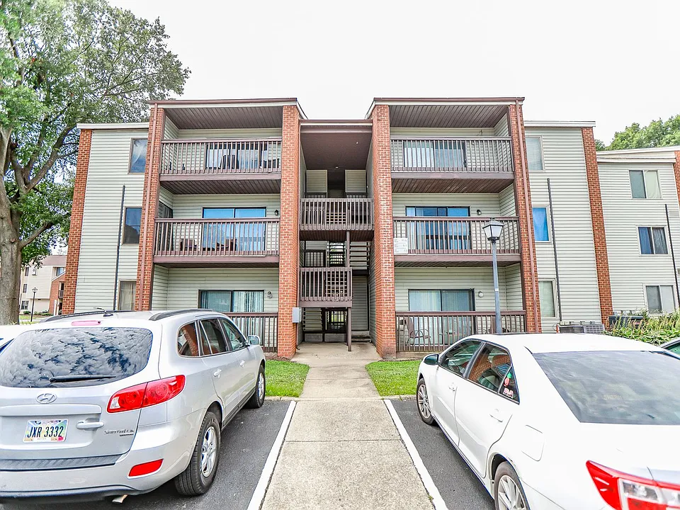 11 Haverford Ct