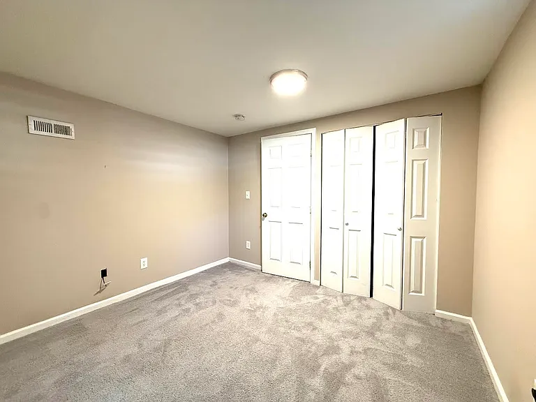 8703 34th Ave — Photo 15
