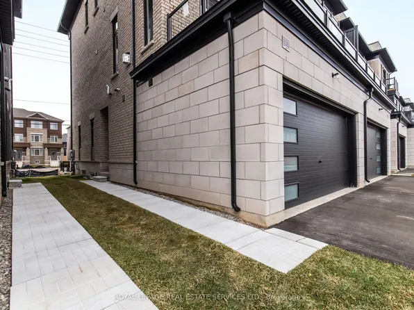 3201 6th Line, Oakville, ON