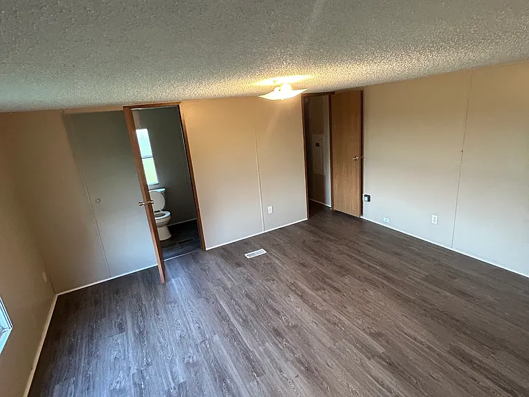 2553 Cavanah Ln — Photo 4