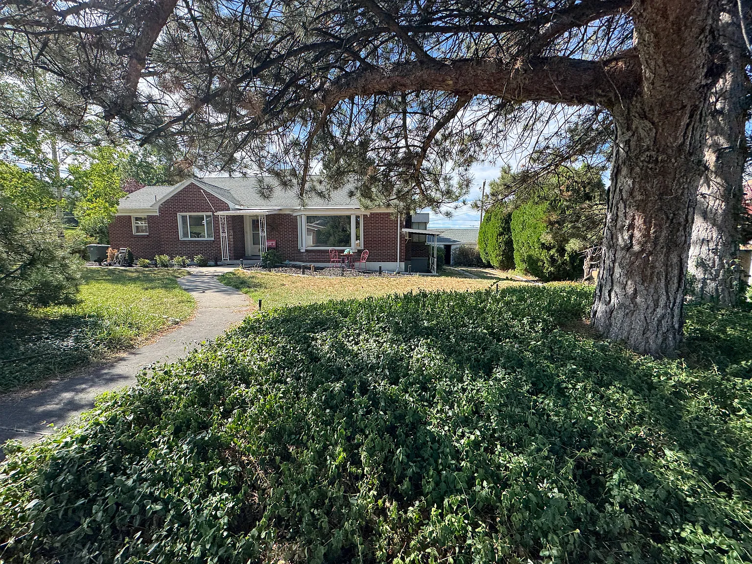 2 bed, 1389 sqft, $1,550 — Photo 1