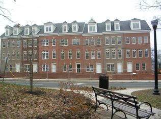 4334 Henderson Rd, Arlington, VA 22203