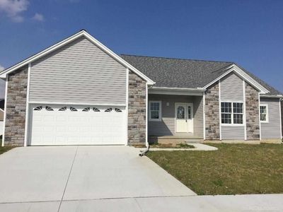 7793 Yorkshire Dr, Almont, MI, 48003