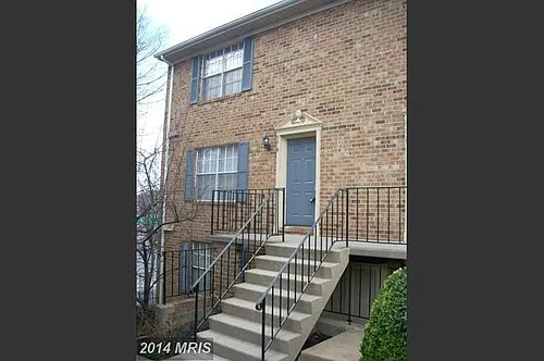 961 S Rolfe St Photo 1