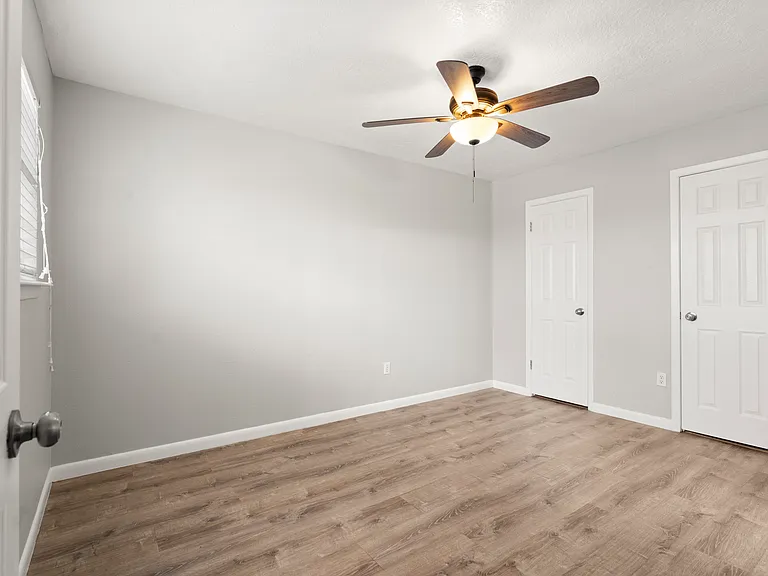 907 Northbend Dr — Photo 24