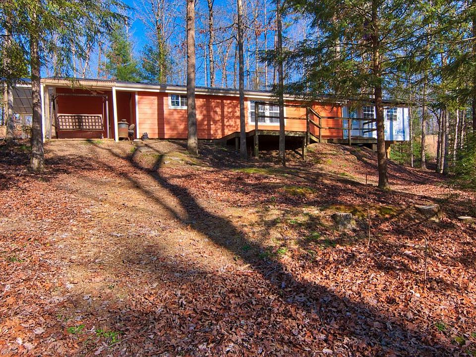 1st image of 557 Spruce Creek Dr