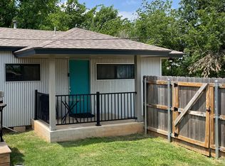 301 1/2 W Hurd St, Edmond, OK 73003