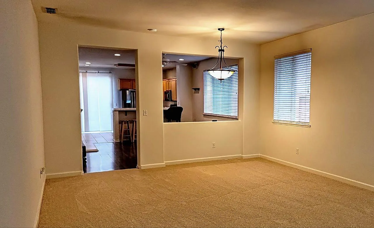 Saddle Horse Way, Citrus Heights — Photo 3